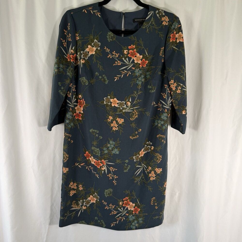 Banana Republic Dress Women's 4 Blue Floral Knee Length Short Sleeve Round Neck